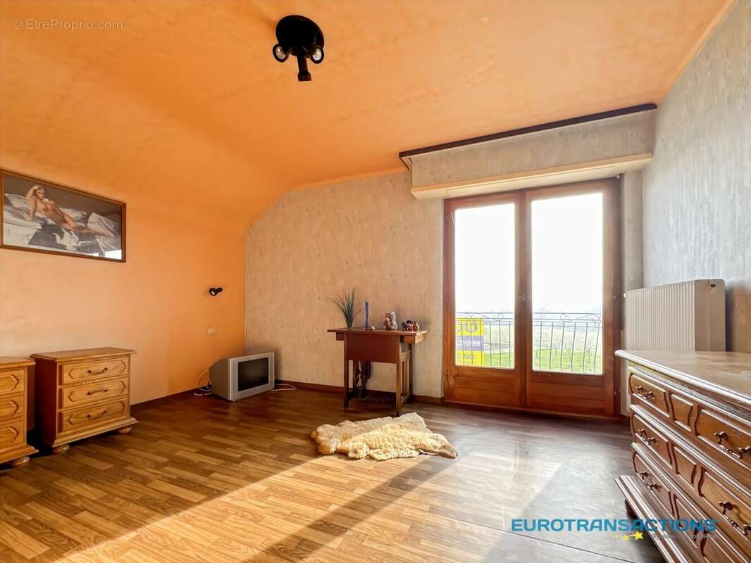 Maison à NIEDERMODERN