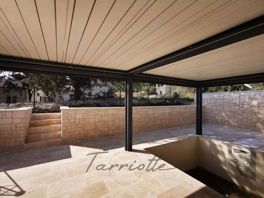 VILLA - 10374 - photo 9