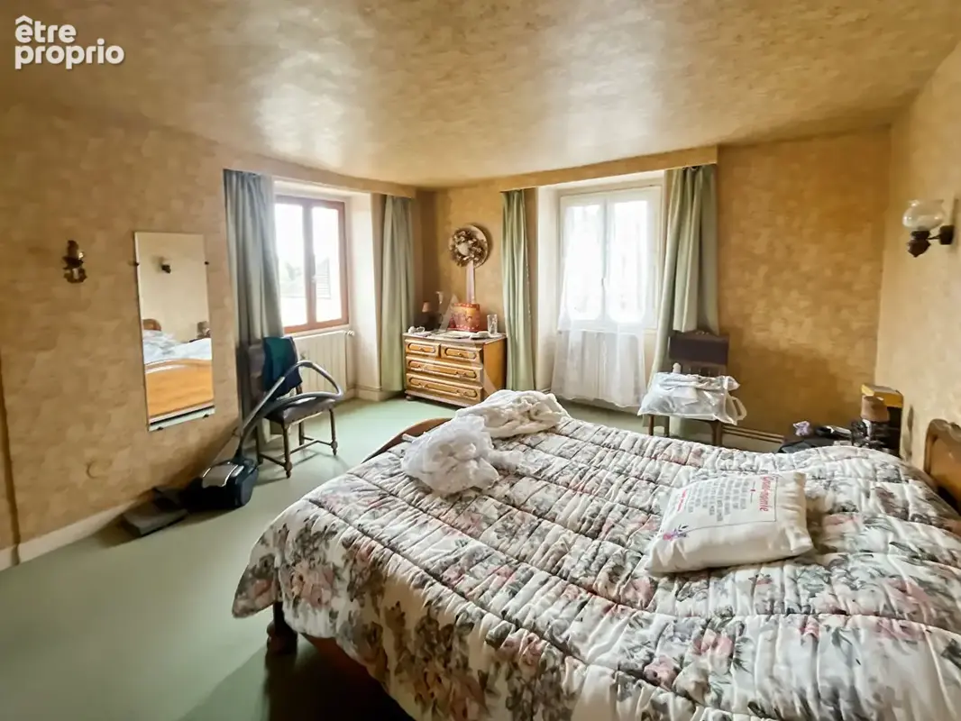 Maison ancienne de 122 m² avec 4 chambres et potentiel d'aménagement à Gaillon sur Montcient - photo 18