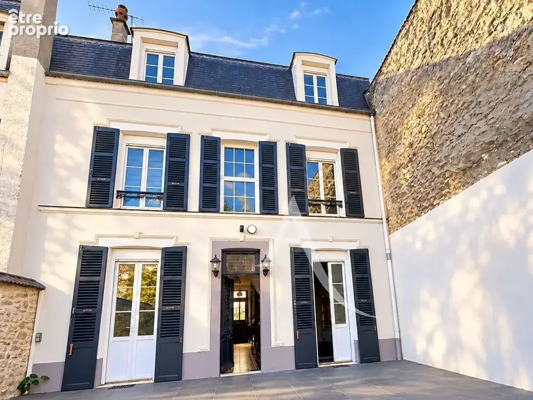 Jolie Maison Bourgeoise Mantes la Jolie 6 chambres garage proche gare Mantes la Jolie - photo 17