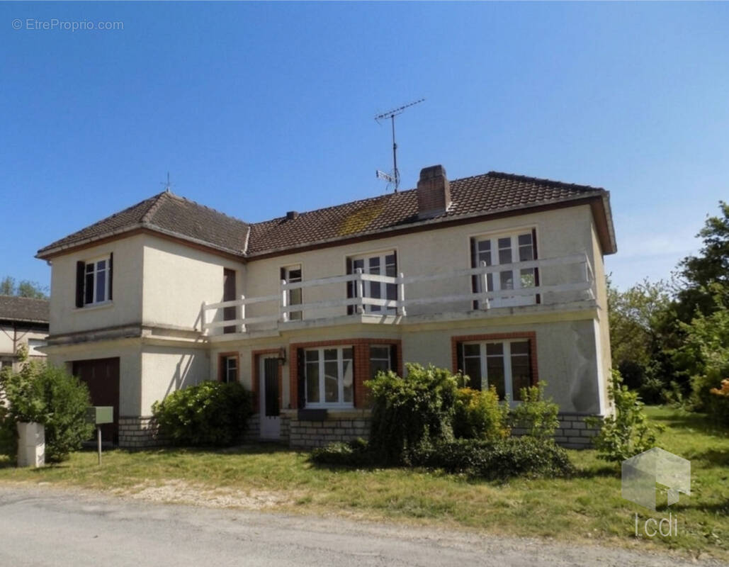 Maison à PONT-SUR-SEINE
