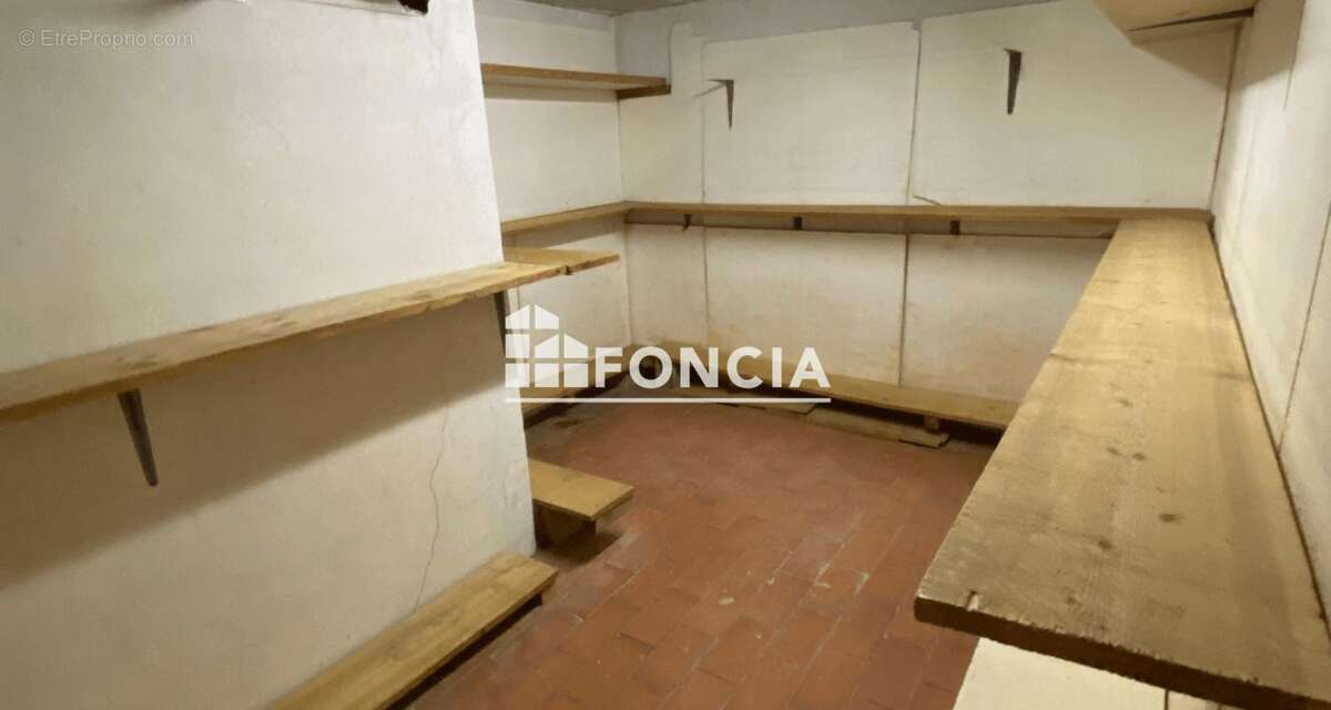 Commerce à CAVALAIRE-SUR-MER