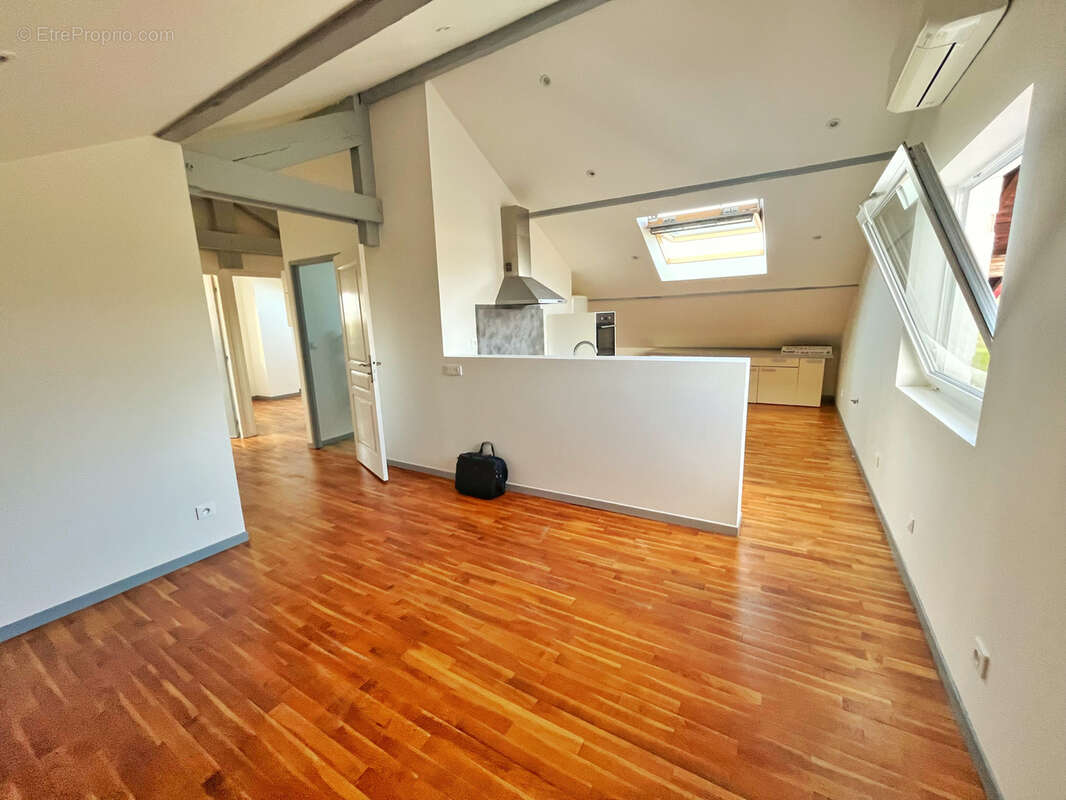 Appartement à LISSIEU