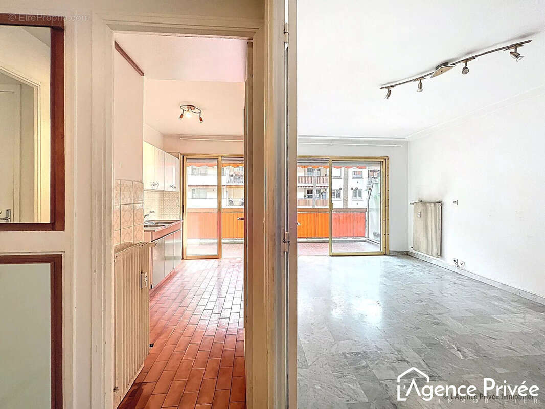 Appartement à CAGNES-SUR-MER