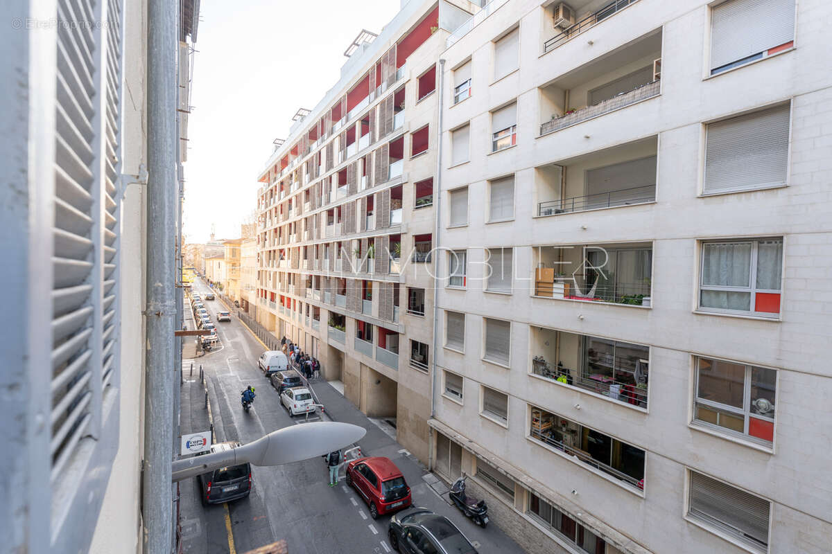 Appartement à MARSEILLE-2E