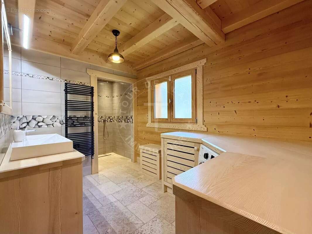 Maison à SAINT-NICOLAS-LA-CHAPELLE