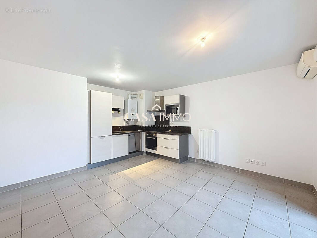 Appartement à HYERES