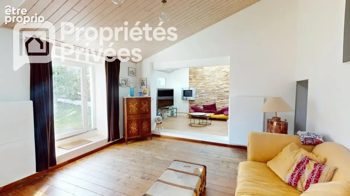 Maison Poiroux.Vente à termes libre d'occupation. 6 pièce(s) 115 m2 - photo 7