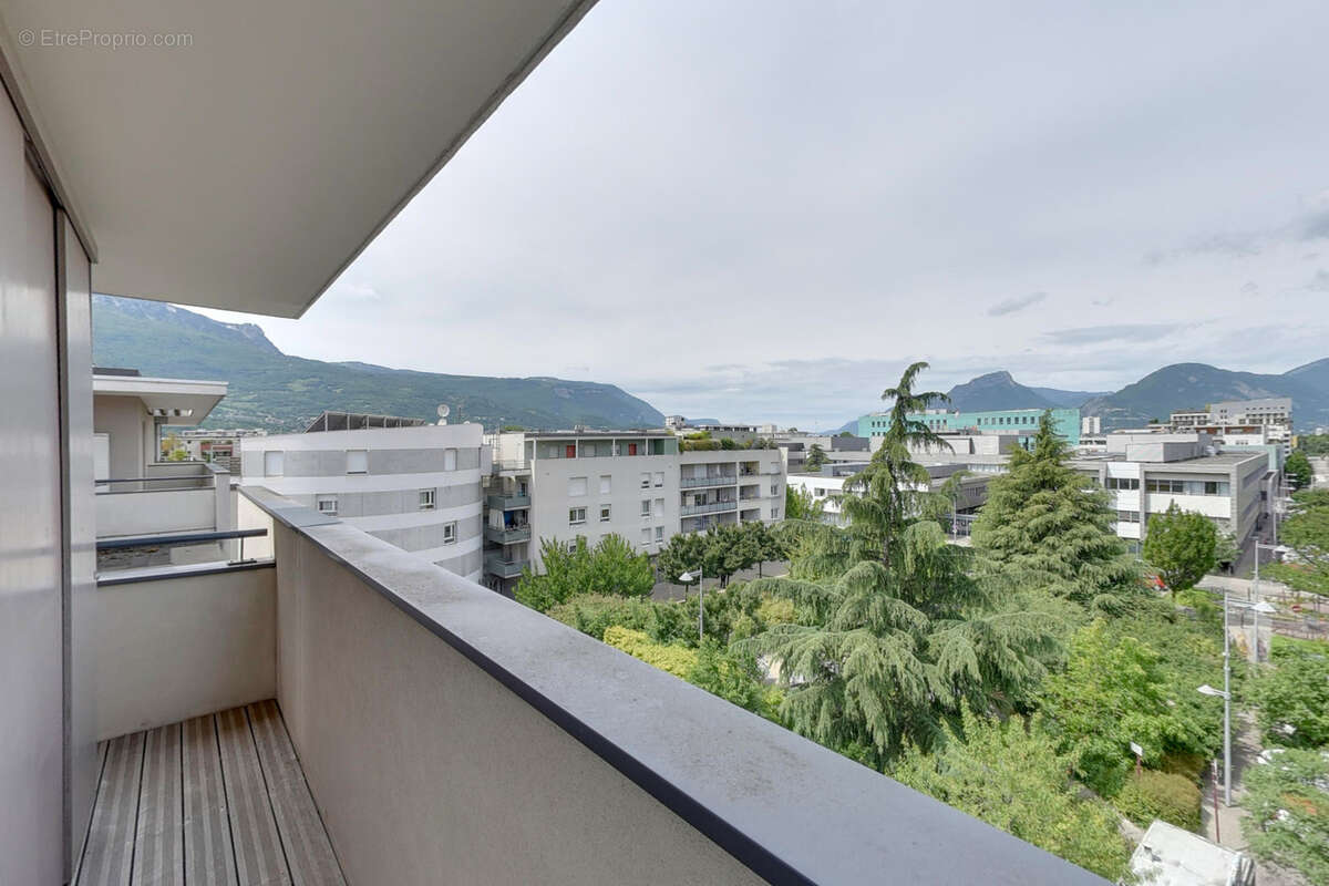 Superbe loft haut de gamme 3 pieces + cuisine en dernier etage avec vue echirolles - photo 17