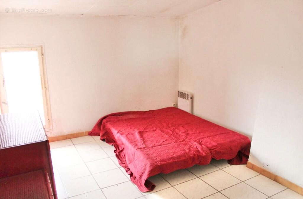 Appartement à LE MUY