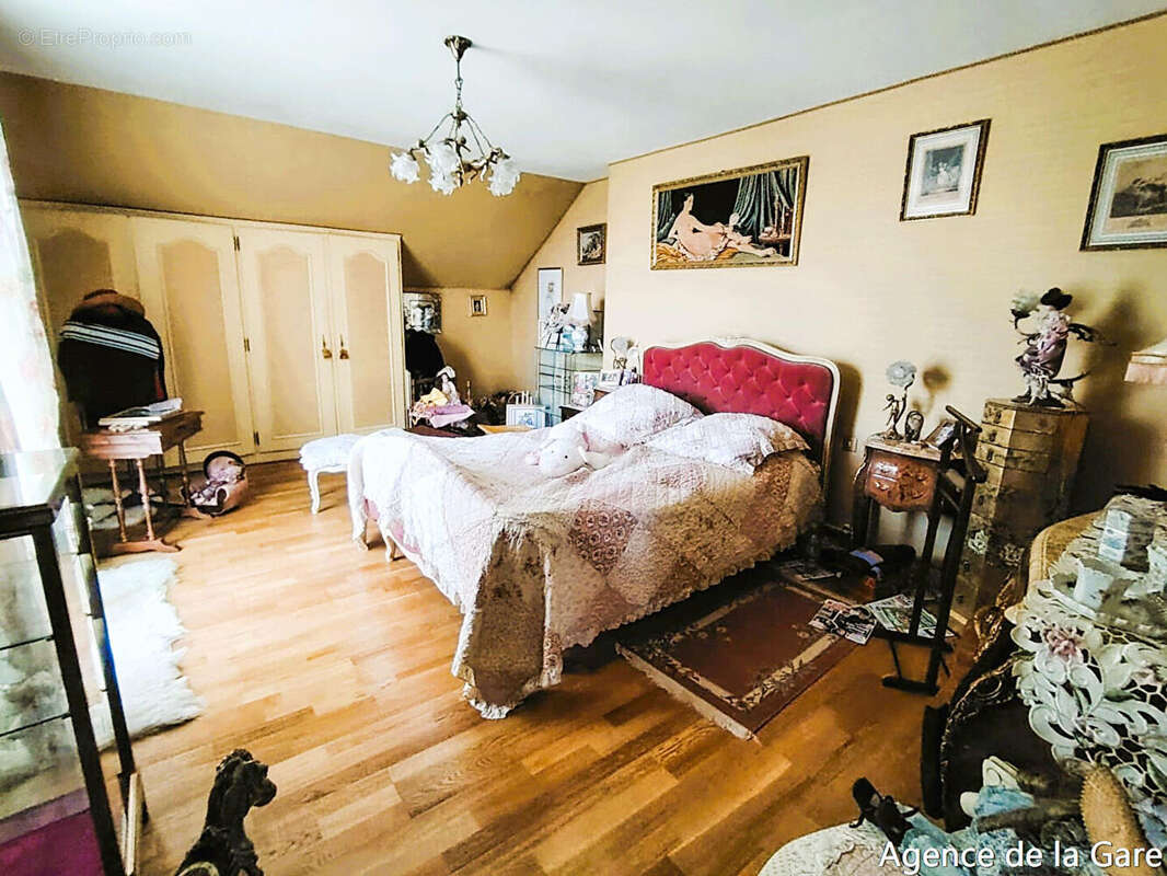 Maison à SARTROUVILLE