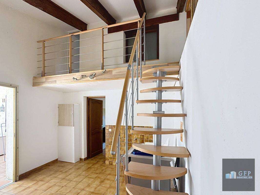 Maison à BORMES-LES-MIMOSAS