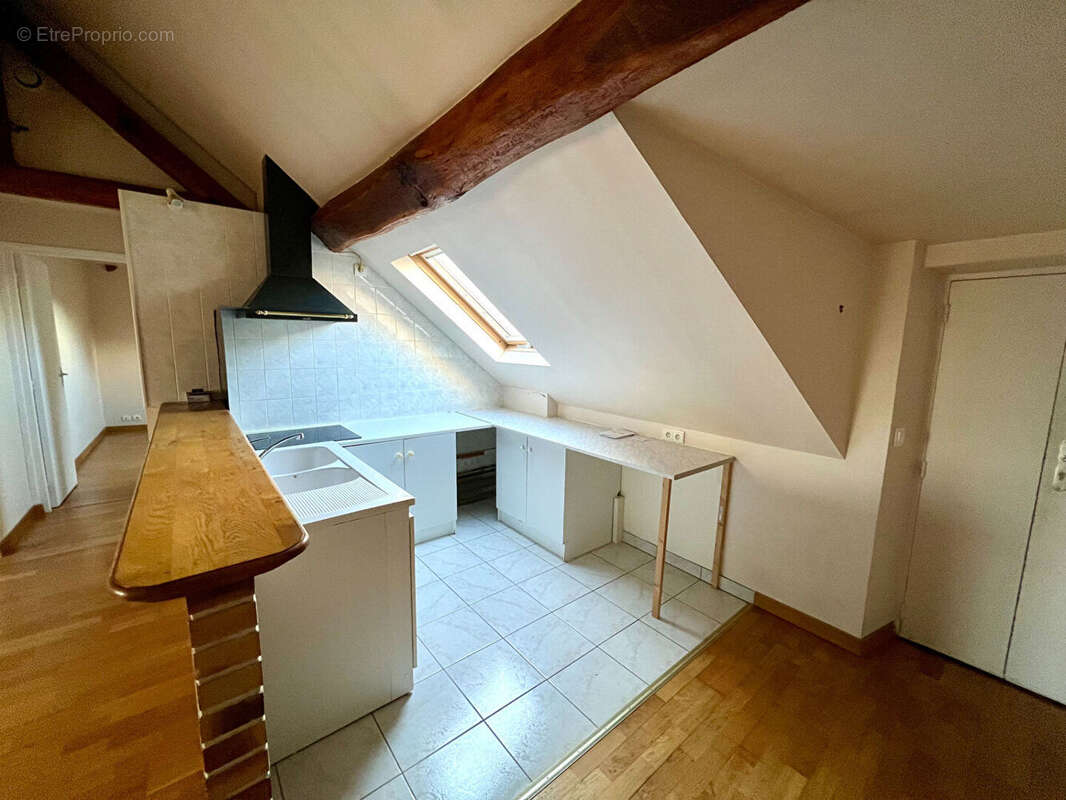 Appartement à LE PERRAY-EN-YVELINES