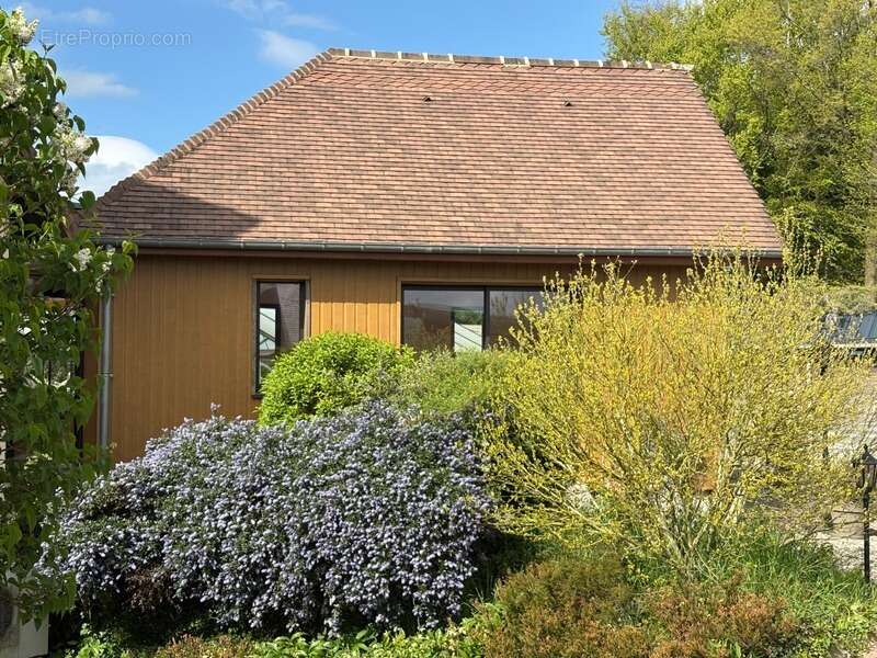 Maison à BEUZEVILLE-LA-GRENIER