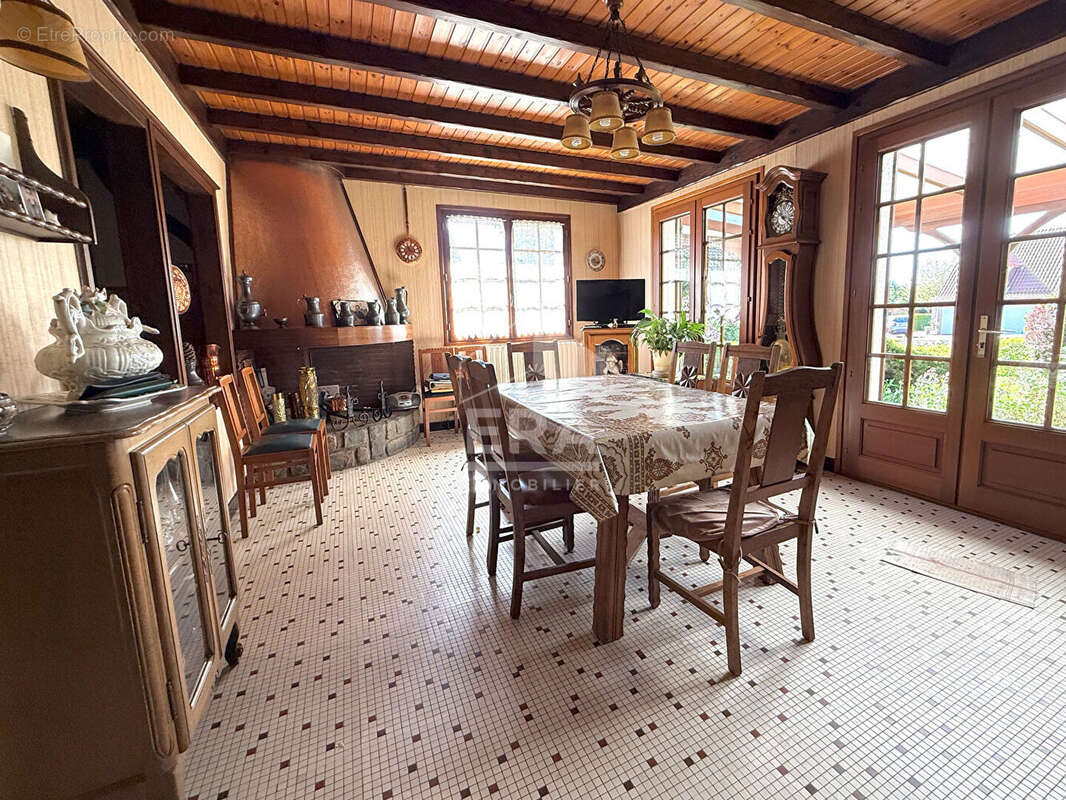 Maison à CAMPIGNEULLES-LES-PETITES