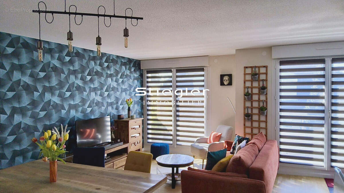 Salon/Salle à manger  - Appartement à ESCHAU