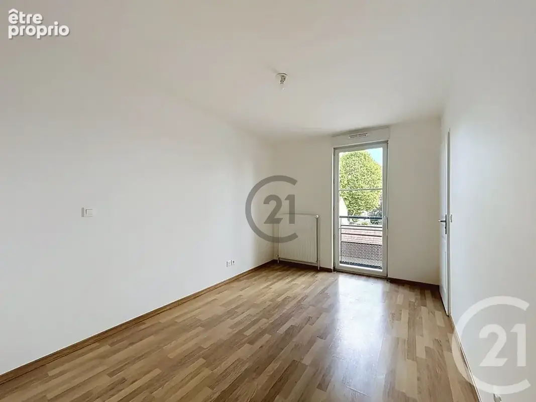 Appartement 2 pièces 45 m² à vendre à Nangis (77370) - photo 5