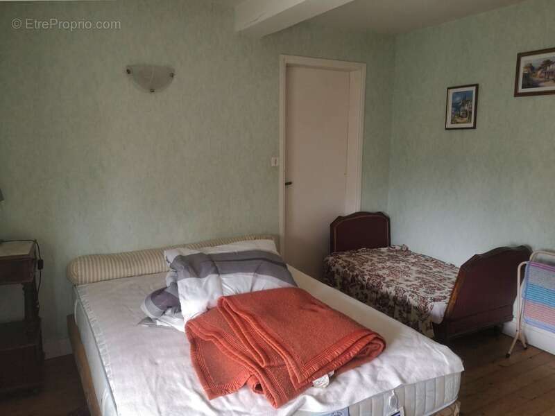 Commerce à BELLOU-EN-HOULME