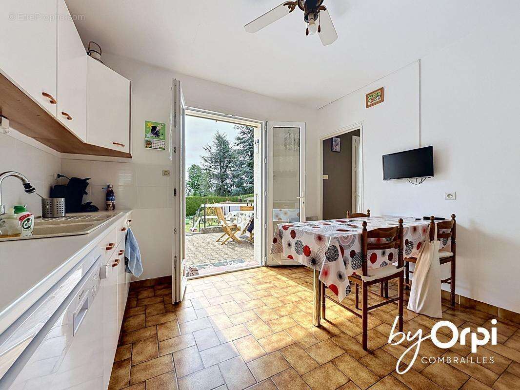 Maison à MONTAIGUT