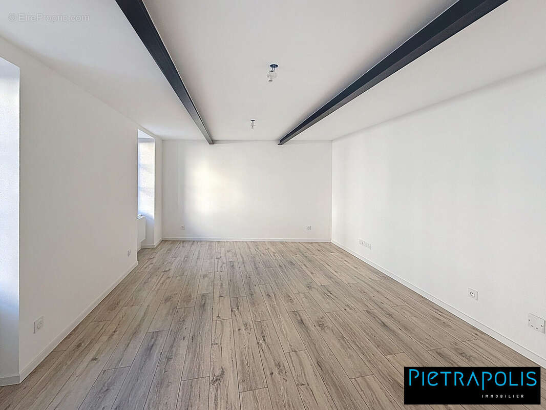 Appartement à QUINCIEUX