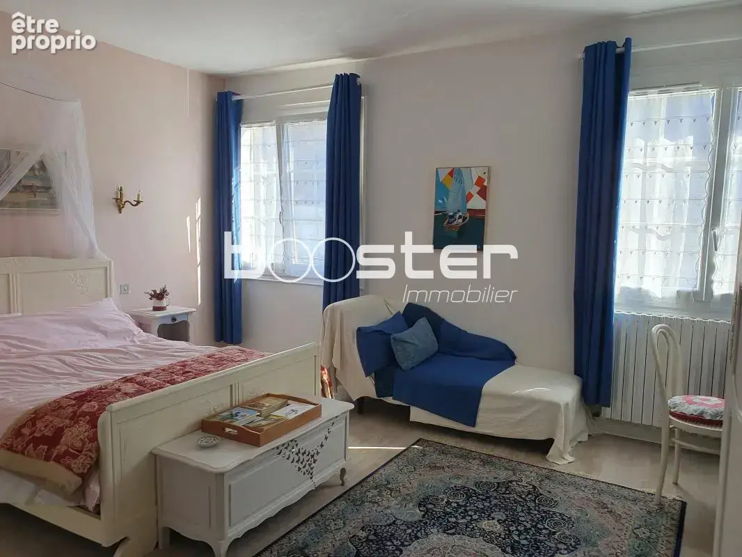 Grande maison familiale lumineuse, spacieuse et parfaitement entretenue au cœur de Saint-Yrieix-la-Perche – 210 m² habitables, j - photo 6