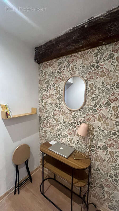 Appartement à NANS-LES-PINS