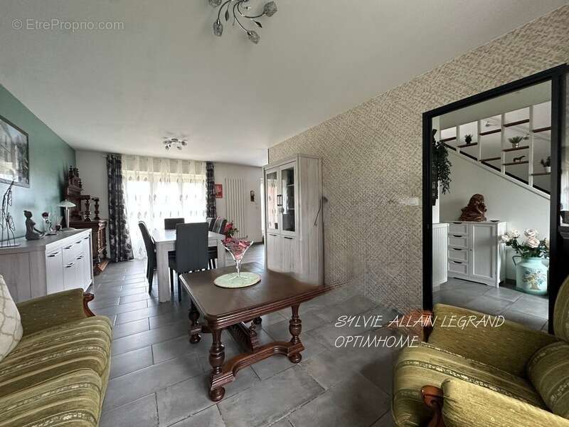 Maison à BIACHE-SAINT-VAAST