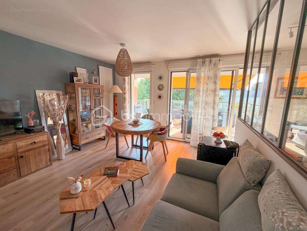 ARRADON - Appartement de standing de 66 m2 avec balcon Ouest de 16 m2 et garage - photo 8