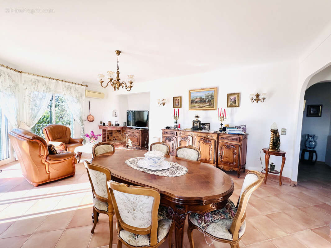 Maison à ROQUEBRUNE-CAP-MARTIN