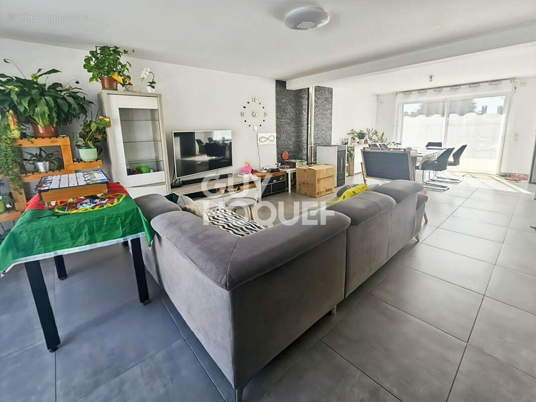 Maison 6 pièces à vendre à Favières - photo 7