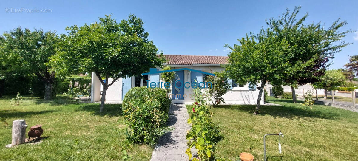 Maison à MESCHERS-SUR-GIRONDE