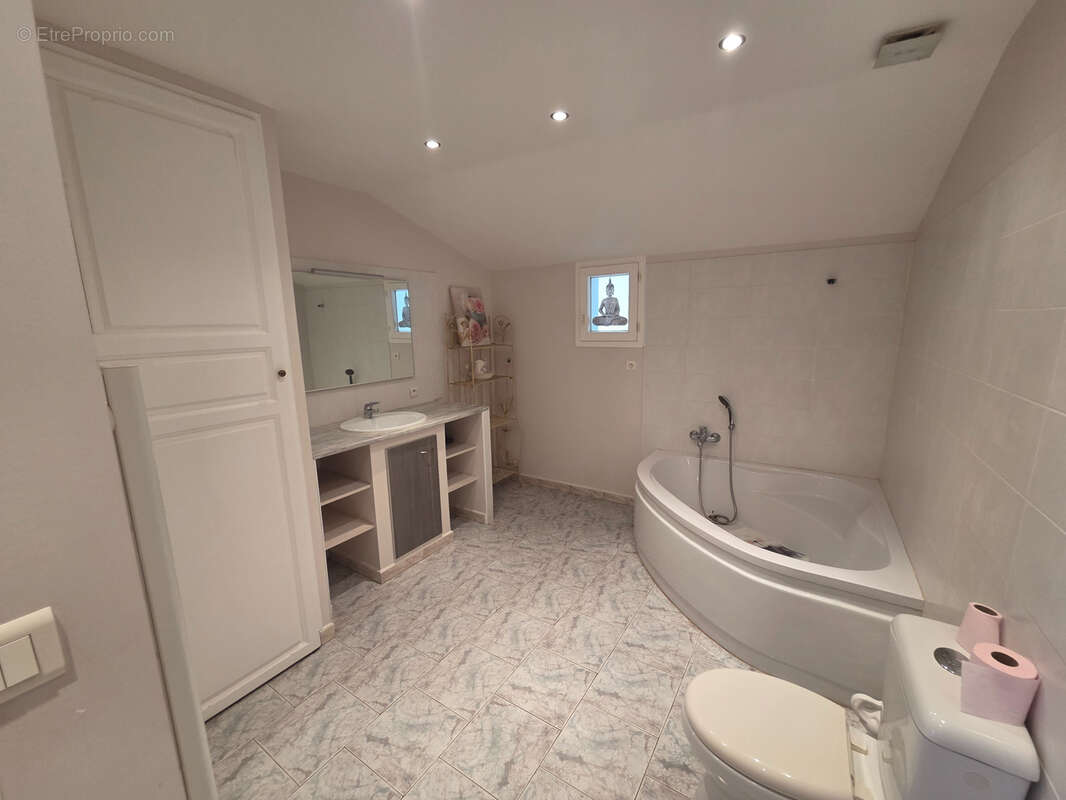 Maison à PRUNELLI-DI-FIUMORBO