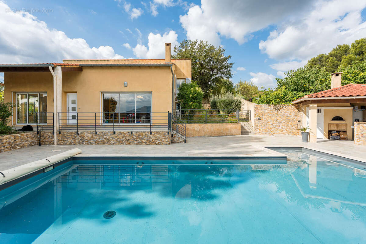 Maison à AUBAGNE