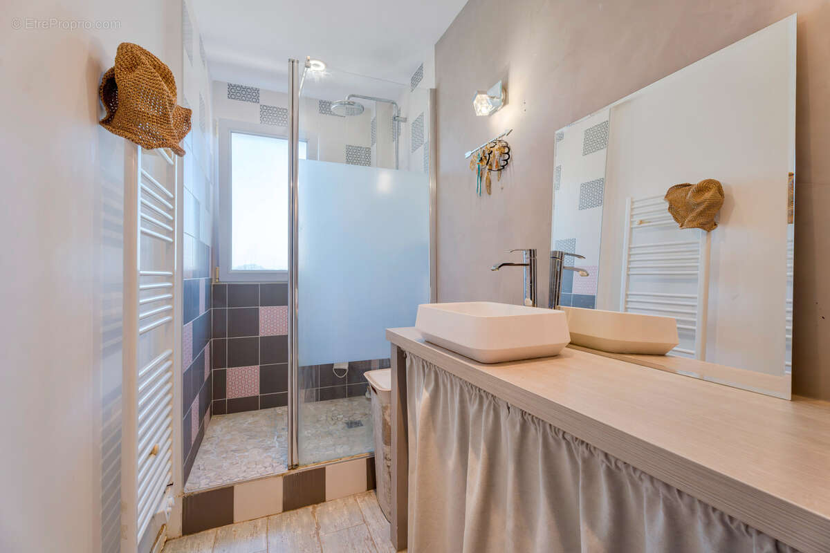 Appartement à HYERES