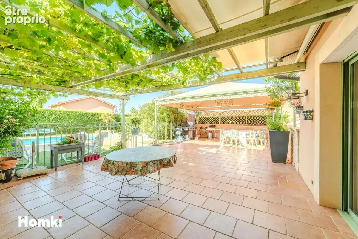 Superbe villa  de 195 m2 avec piscine - photo 3