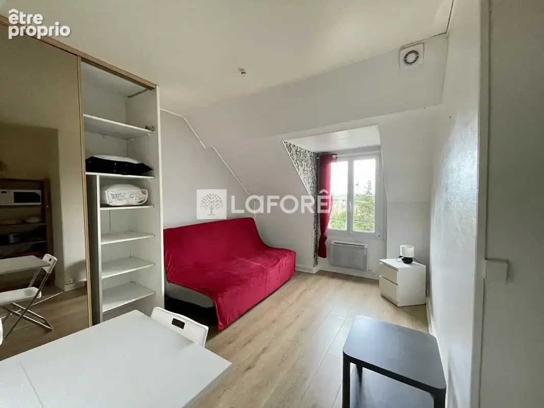 Appartement à MENNECY