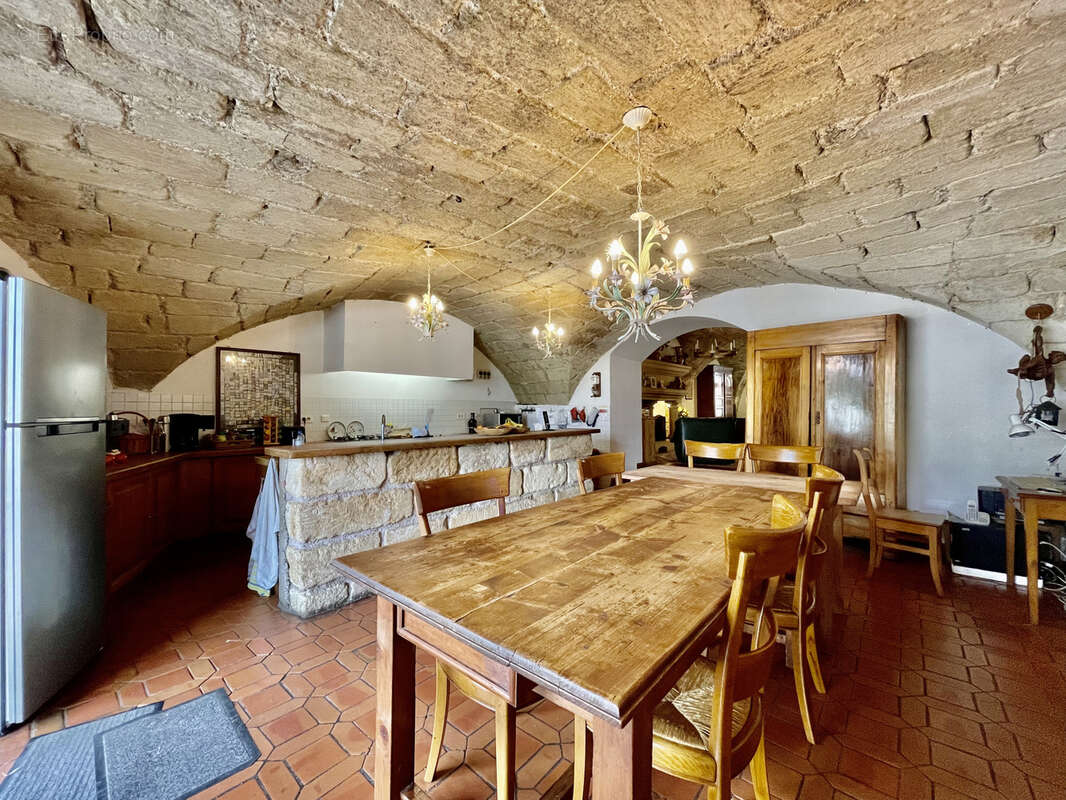 Maison à NEZIGNAN-L'EVEQUE