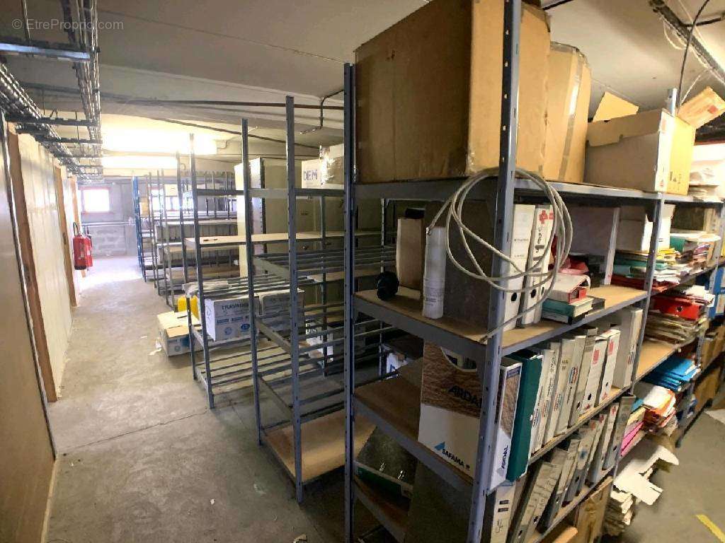 Commerce à SAINT-PIERRE-LA-GARENNE