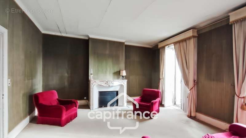 Appartement à SAINTE-LIVRADE-SUR-LOT