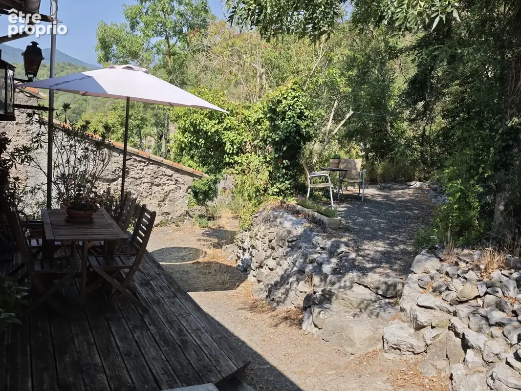 Maison de village en pierre offrant une vue imprenable - photo 15