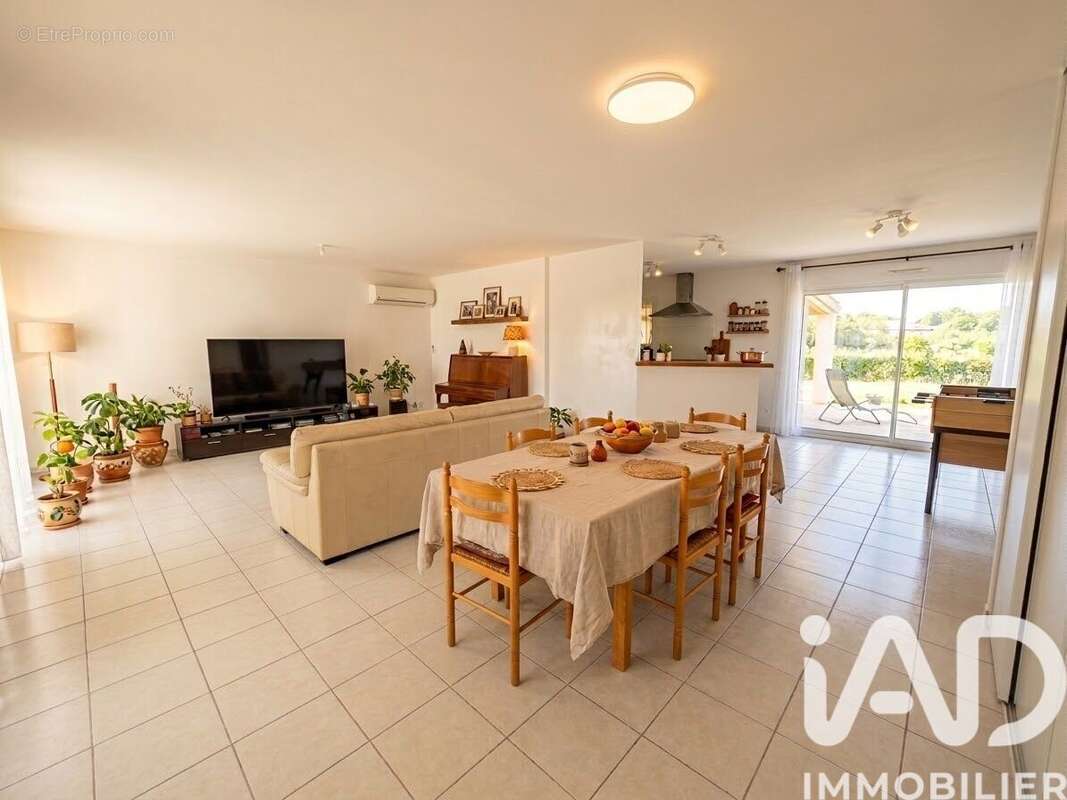 Maison 202 m² à Labastide-Du-Temple  - photo 3