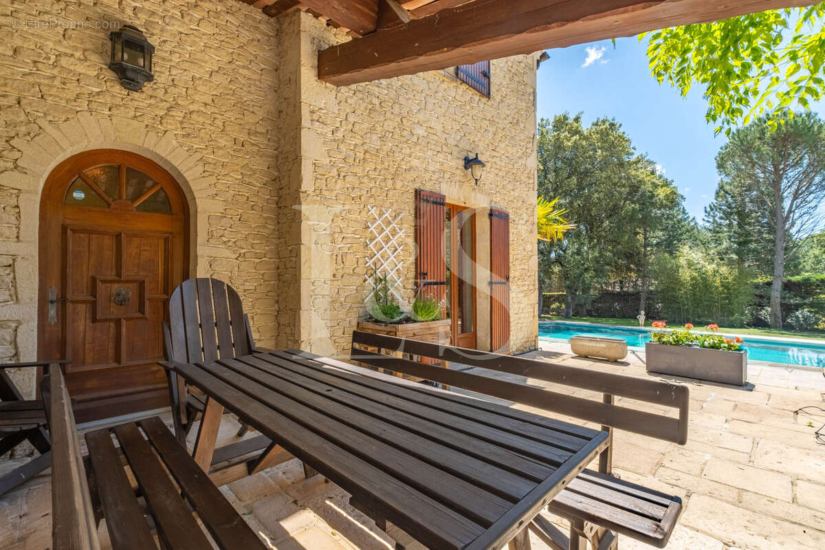 Maison à GRIGNAN