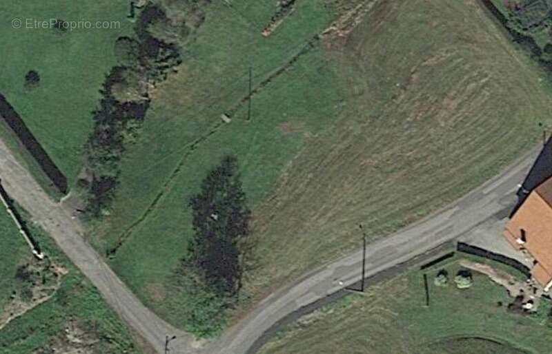 Terrain à LE THILLOT