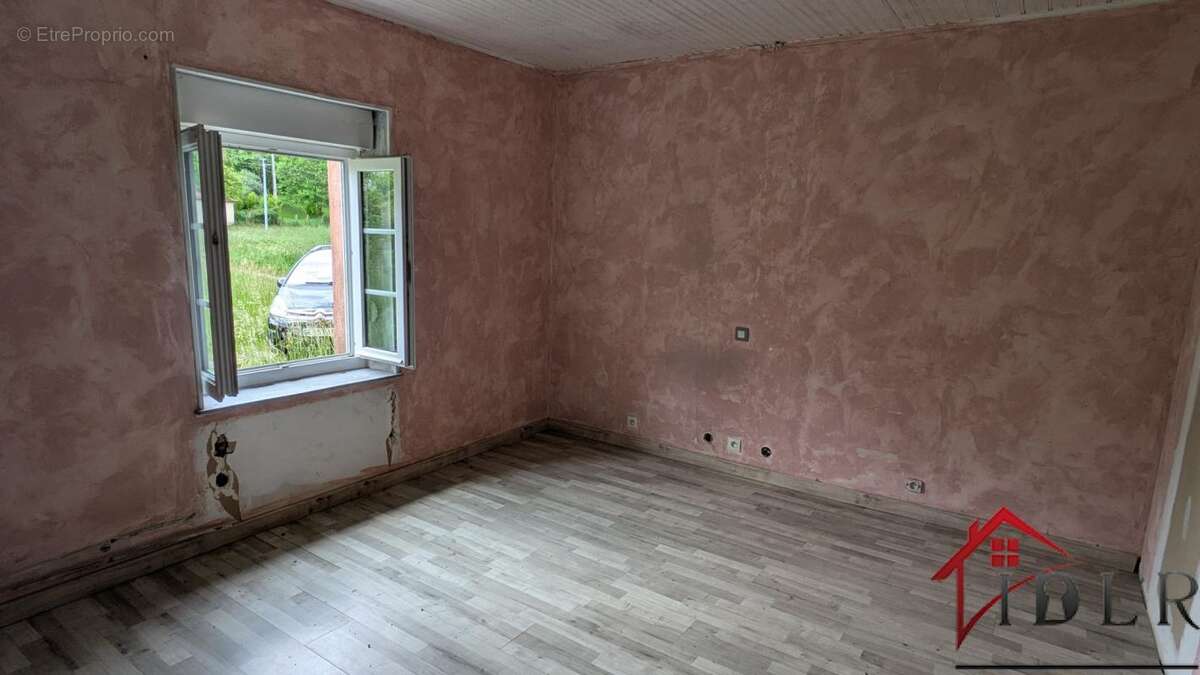 maison à rénover avec 13 000m2 terrain - photo 19