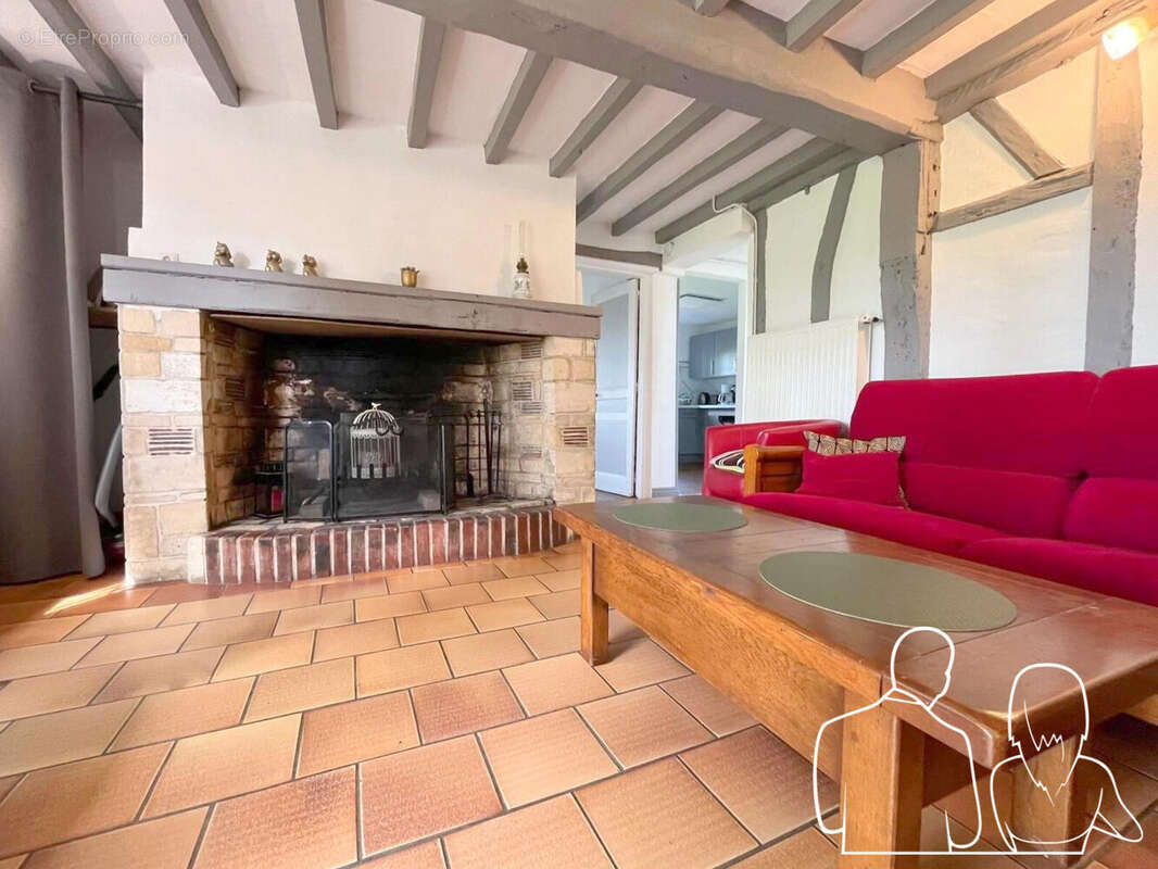 Maison à SAINT-ETIENNE-L'ALLIER