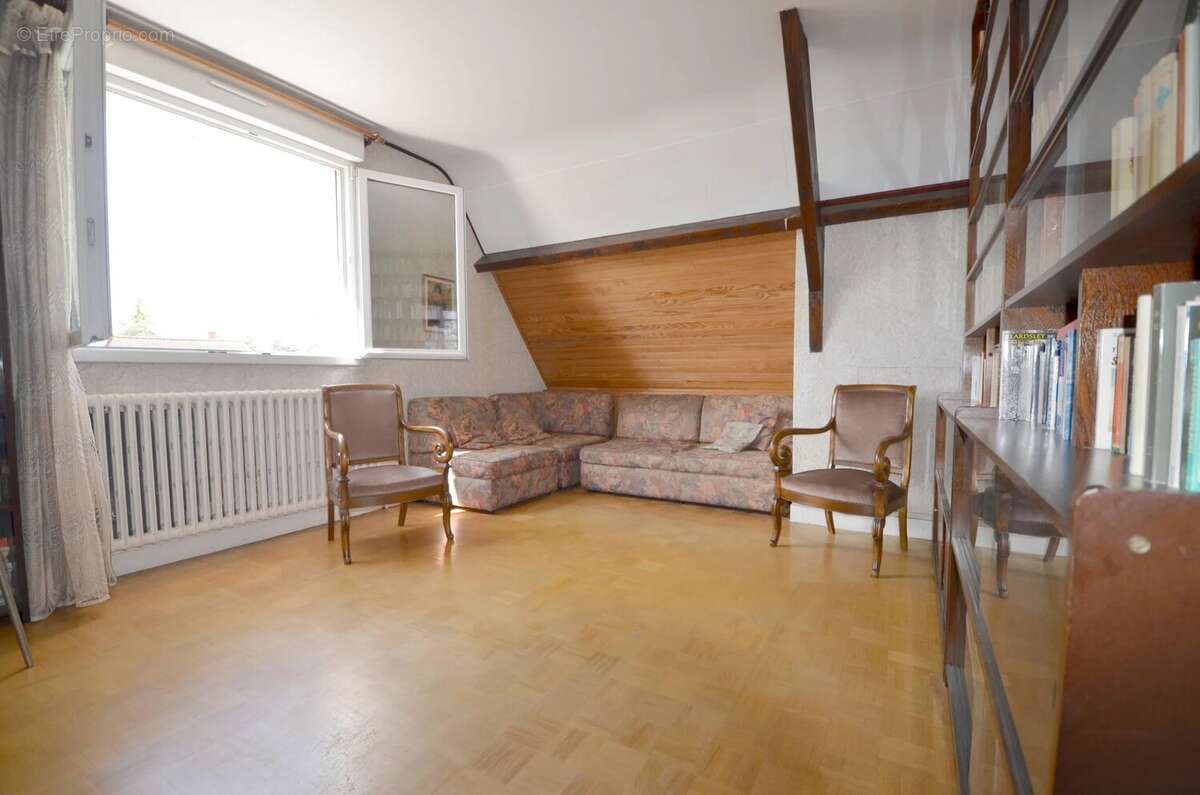 Maison à CROISSY-SUR-SEINE