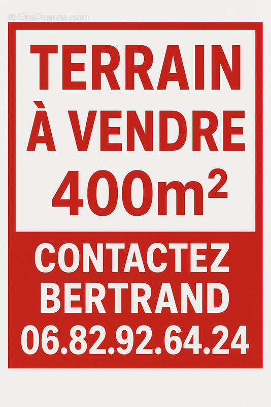 Terrain à PARENTIS-EN-BORN