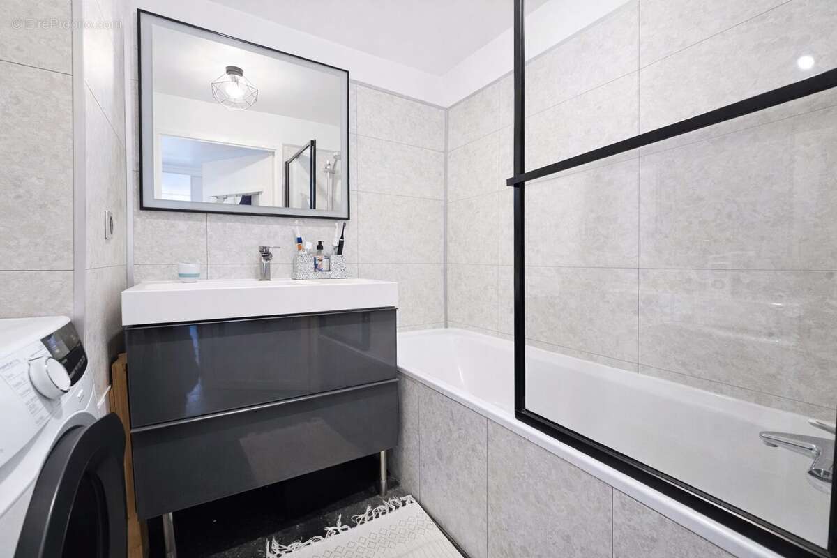 Appartement à MAISONS-ALFORT