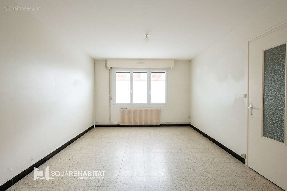 Maison à SAINT-MARTIN-BOULOGNE