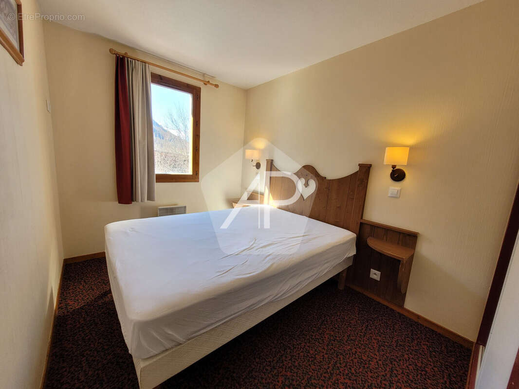 Appartement à LA SALLE-LES-ALPES
